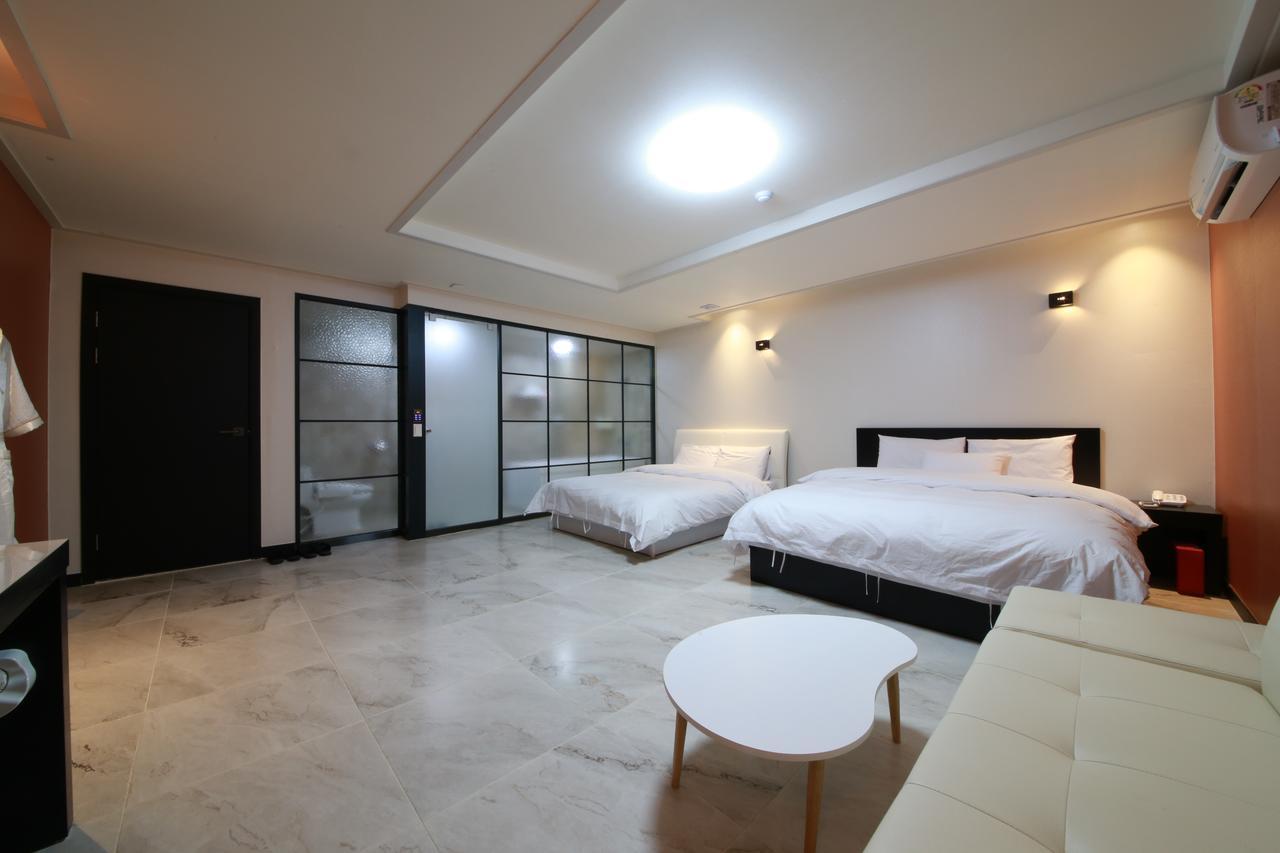 Hotel Flex Szuvon Kültér fotó